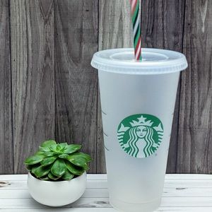 Starbucks Reusable Frosted🎄Holiday Candy Cane Cup